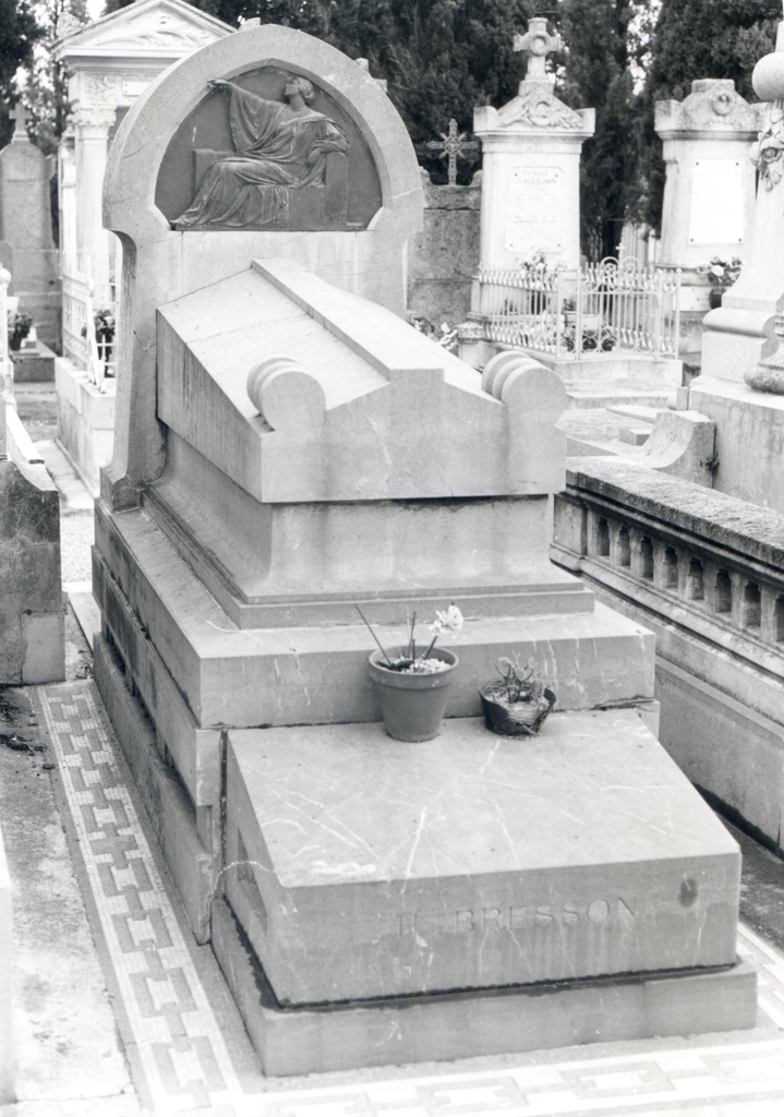 monument funéraire (monument sépulcral, n° 12), de H. Bresson