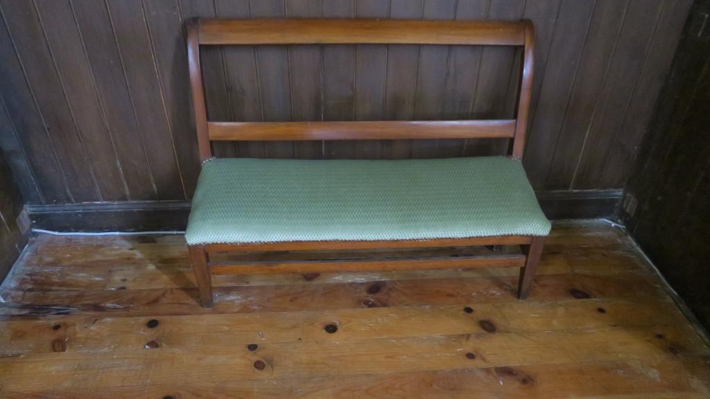 Banc de temple de mariage