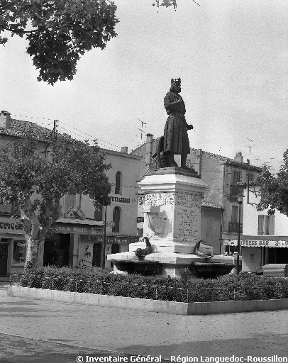 fontaine monumentale : Louis IX