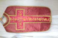 chasuble, étole de clerc, manipule, bourse de corporal, voile de calice : ornement rouge 2