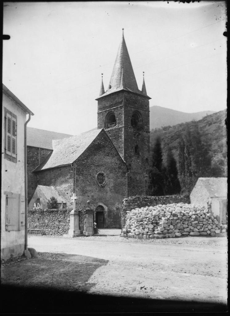 prieuré de bénédictins, église paroissiale Saint-Pierre, Saint-Ebons