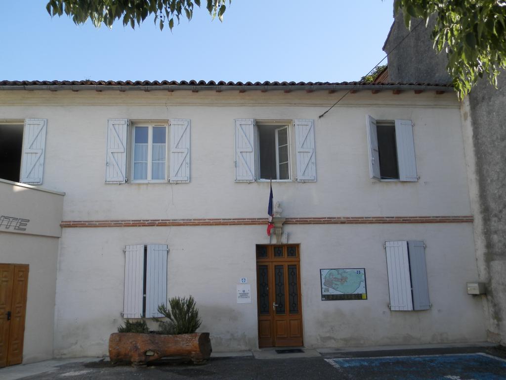 presbytère actuellement mairie