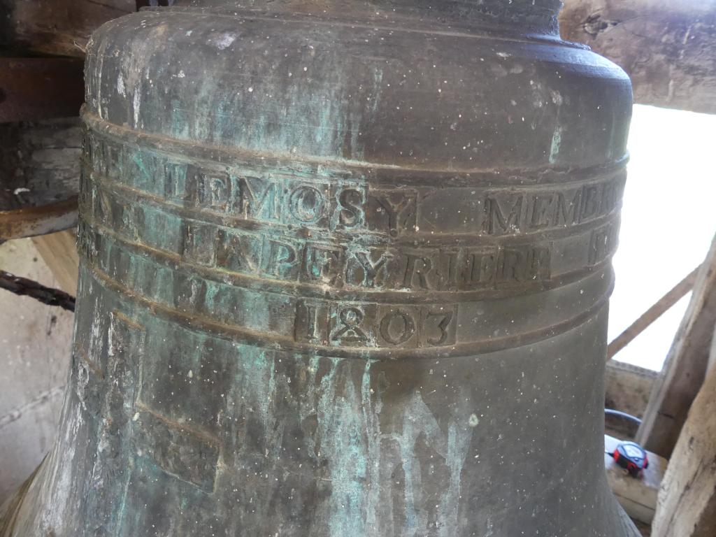 cloche n°4 et son joug