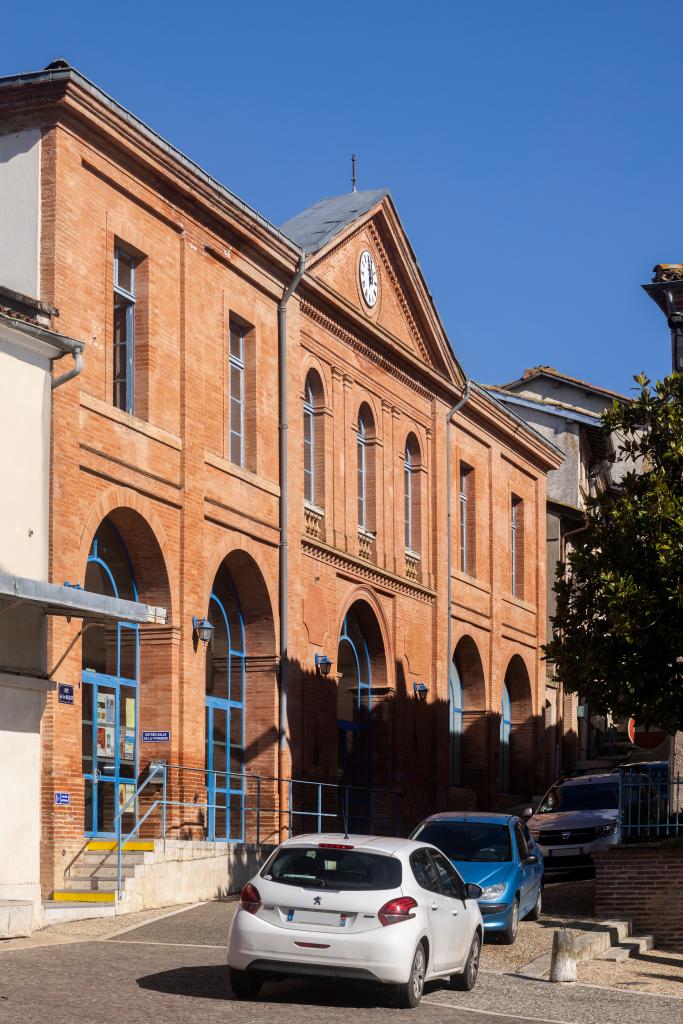 ancienne mairie-école halle