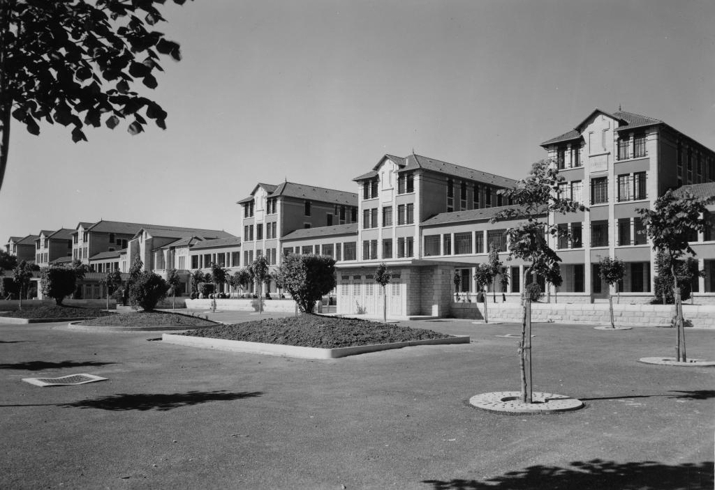 hôpital psychiatrique de Cayssiols, aujourd'hui centre Hospitalier Sainte-Marie de Rodez