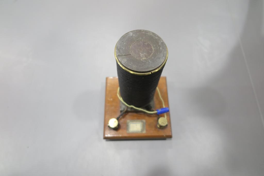 électro-aimant Elihu Thomson