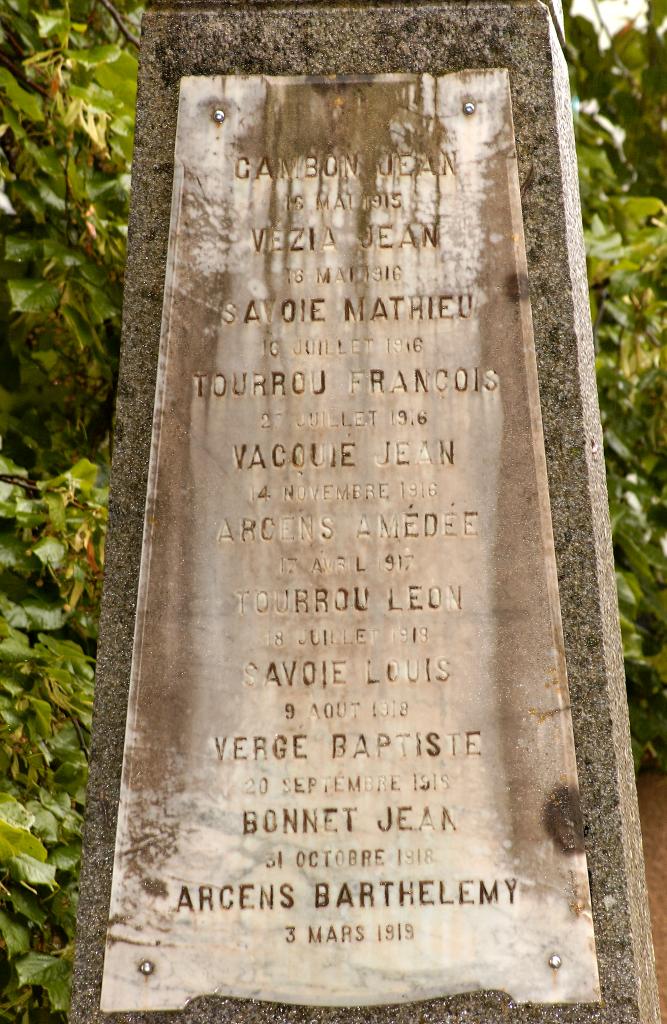 monument aux morts de la guerre de 1914-1918 et de la guerre de 1939-1945