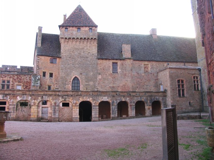 château fort de Castelnau-Bretenoux