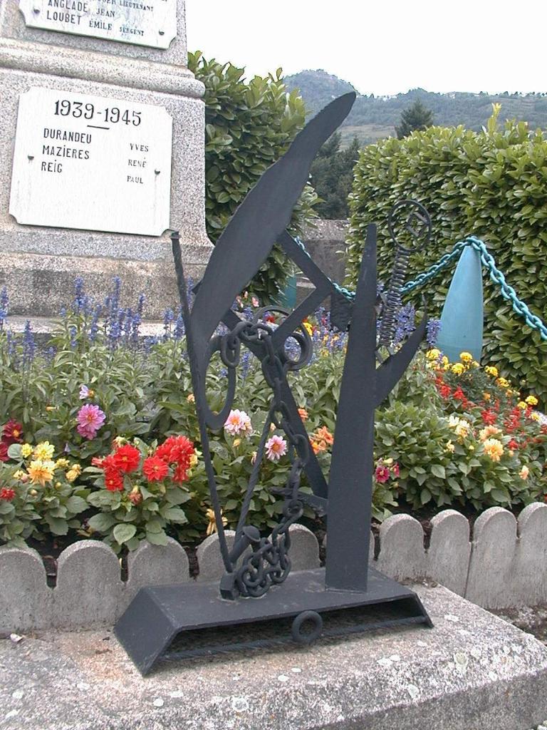 monument aux morts de la guerre de 1914-1918, de la guerre de 1939-1945 et de la guerre de 1954-1962 (Algérie)