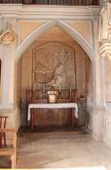 ensemble de l'autel, du monument aux morts et des plaques commémoratives de la guerre de 1914-1918 et de la guerre de 1939-1945, et du groupe sculpté relié (grandeur nature) : Mater Dolorosa