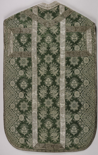 chasuble verte avec étole, manipule et bourse de corporal (n° 2)