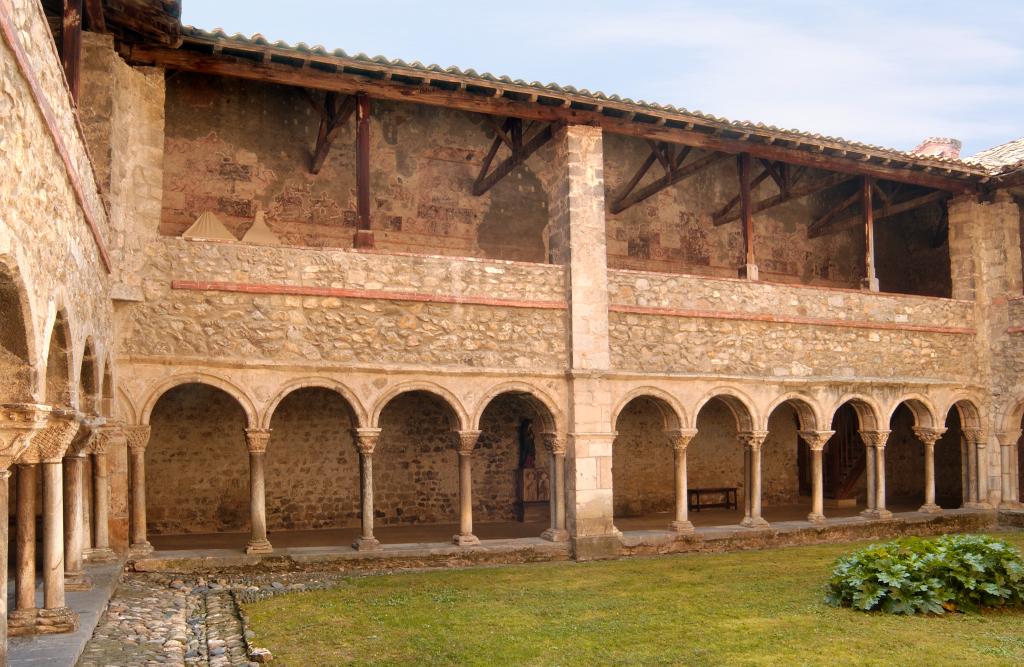 peinture monumentale de la galerie haute du cloître