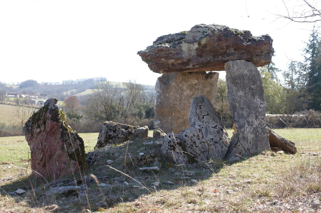 dolmen des Cloups