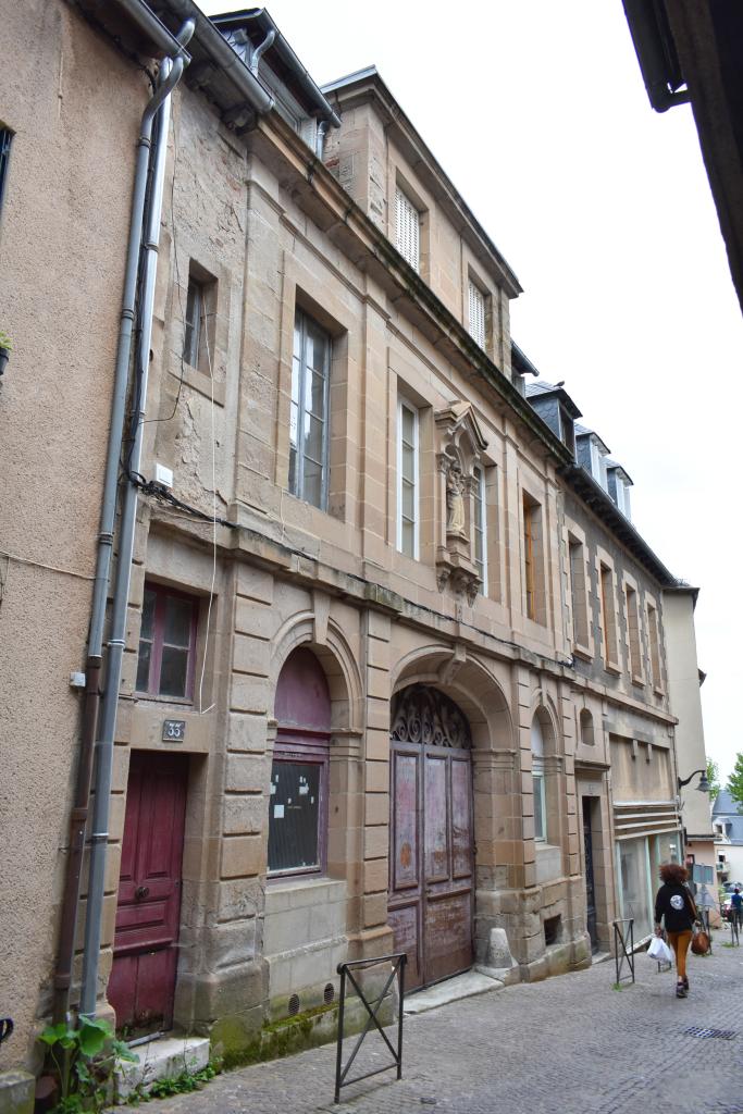 ancien pavillon d'entrée du grand séminaire, aujourd'hui immeuble