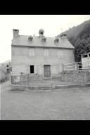 maison, mairie, école
