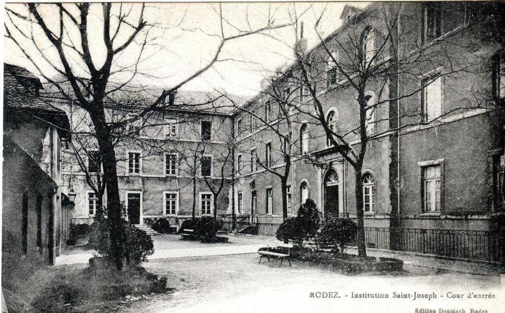 pensionnat puis institution Saint-Joseph et Sainte-Geneviève