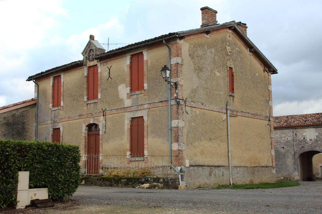 village de Sirac
