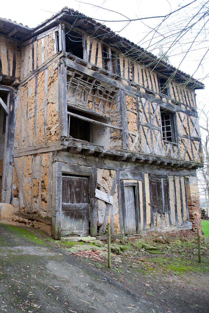maison dite logis seigneurial