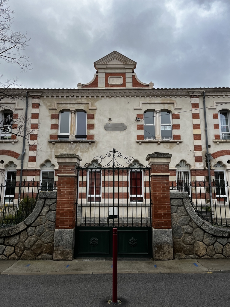 École maternelle, Écoles primaires de filles et de garçons, actuelles école maternelle Pasteur, écoles élémentaires Jean Petit et Jean Clerc