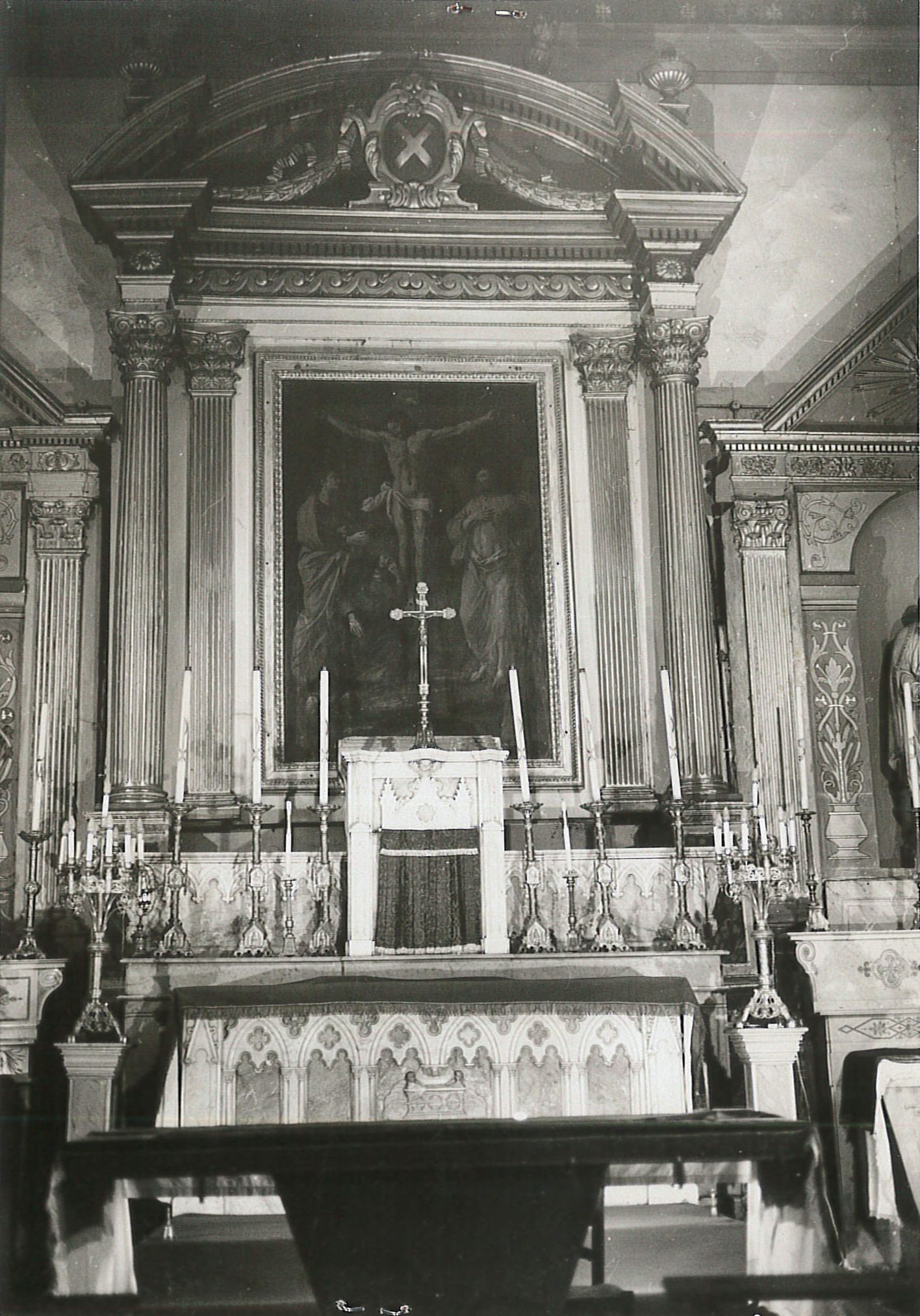 maître-autel à retable