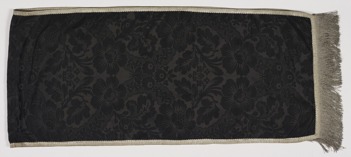 voile de lutrin noir (n° 9)