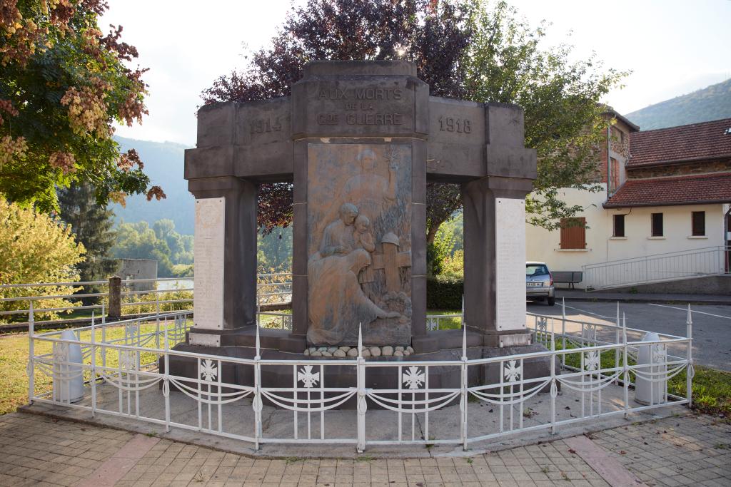 monument aux morts de la guerre de 1914-1918 et de la guerre de 1939-1945