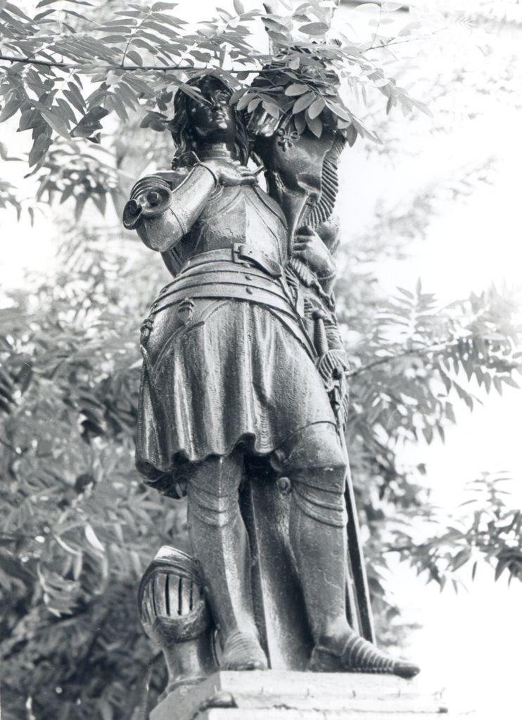 monument (monument commémoratif), fontaine monumentale, de Jeanne d'Arc