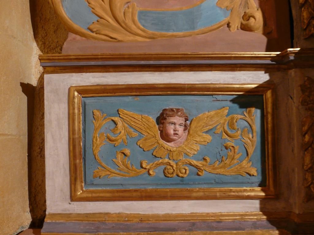 ensemble de l'autel secondaire dédié à la Vierge : autel tombeau, retable architecturé, 3 statues : Saint Jean-Baptiste, Sainte Elisabeth, Vierge à l'Enfant, bas-relief : Visitation