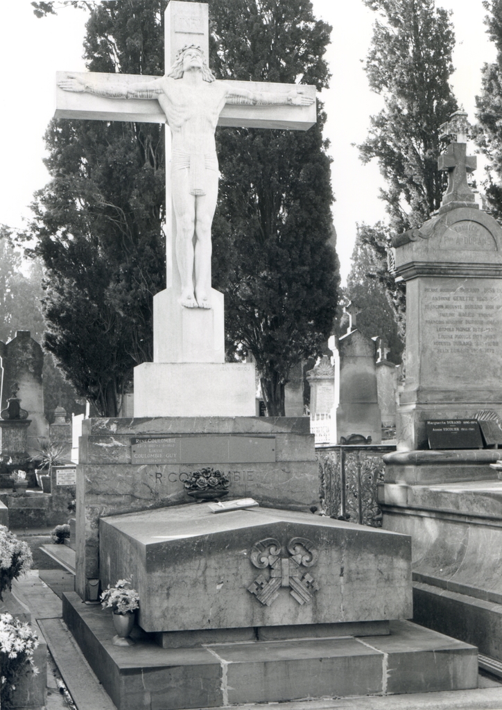 monument funéraire (monument sépulcral, n° 37), de René Coulombie