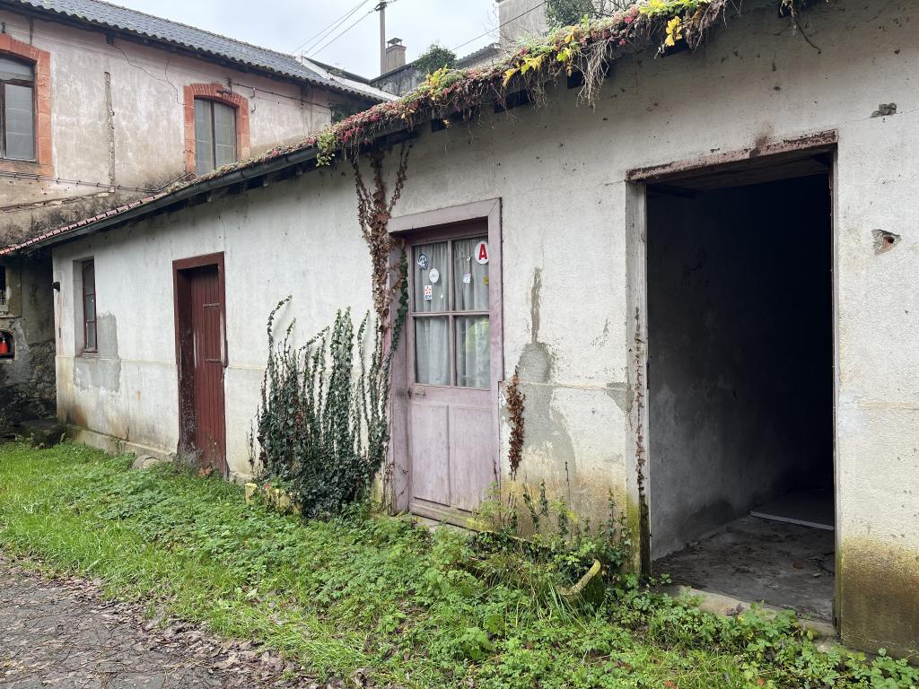 Ancien foulon, ancienne papeterie de la société Lacroix, actuellement usine hydroélectrique