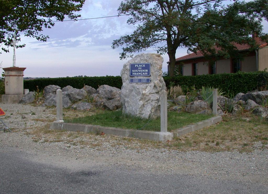 monument commémoratif de la guerre de 1914-1918, de la guerre de 1939-1945 et de la guerre d'Algérie (1952-1962)