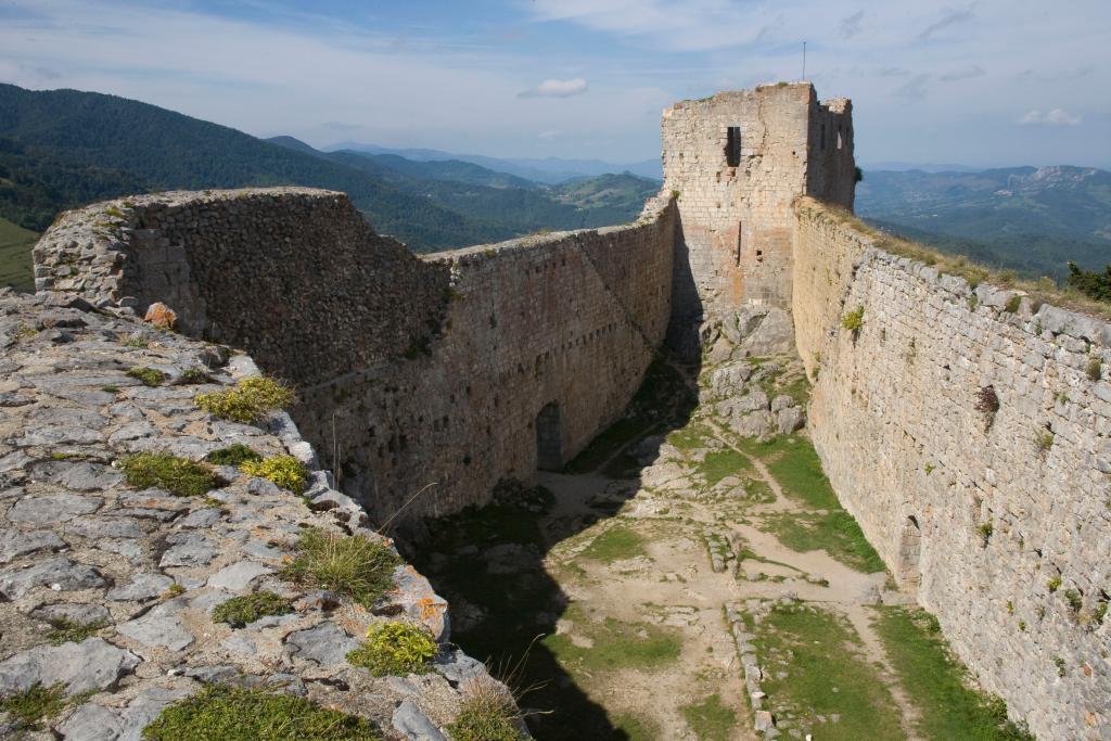 ensemble castral dit château de Montségur