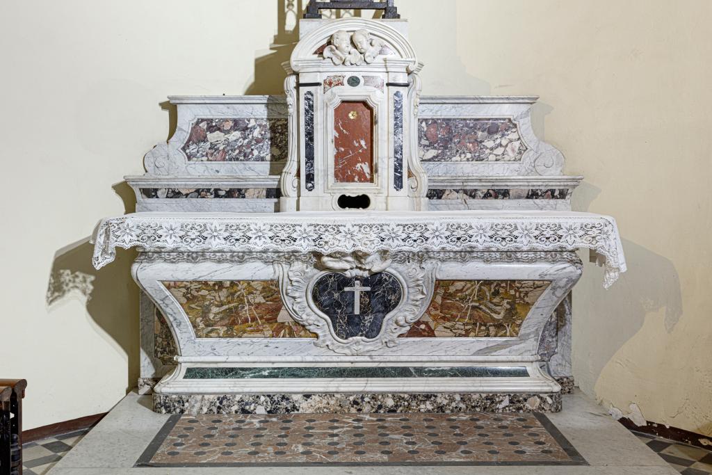 ancien autel des Capucins