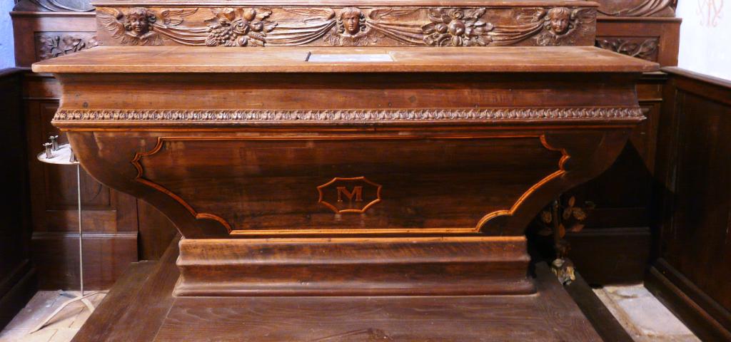ensemble de l'autel secondaire dédié à l'Assomption de la Vierge : autel tombeau, gradin d'autel, retable, tableau : Assomption de la Vierge