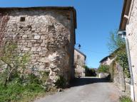 ensemble fortifié : château et fort villageois