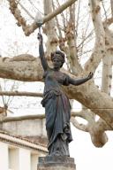 fontaine monumentale de la République, avec statue de Marianne ou de la Liberté