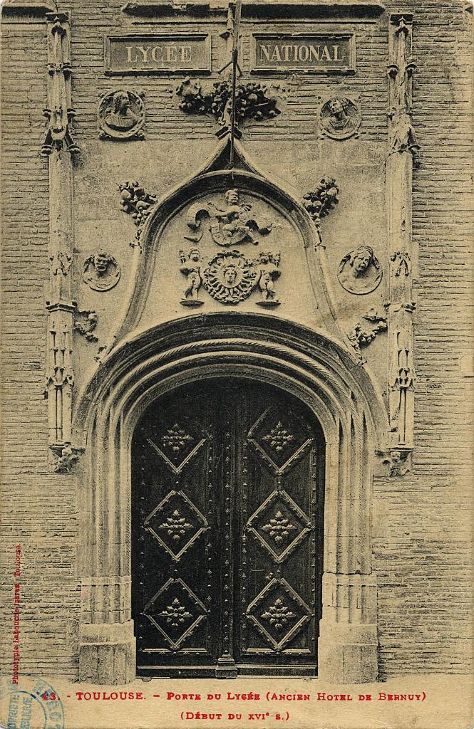 hôtel de Bernuy, puis collège universitaire, actuellement lycée Pierre de Fermat