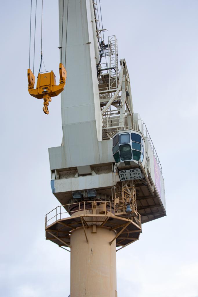 grue portuaire dite grue 14