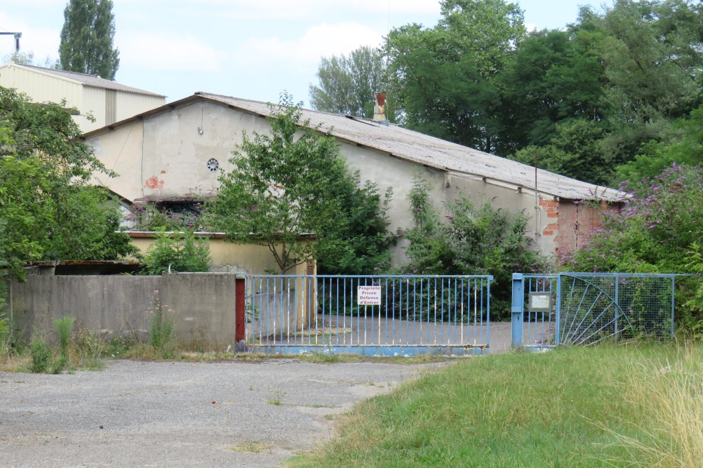 ancienne forge à la catalane puis usine textile, aujourd'hui désaffectée