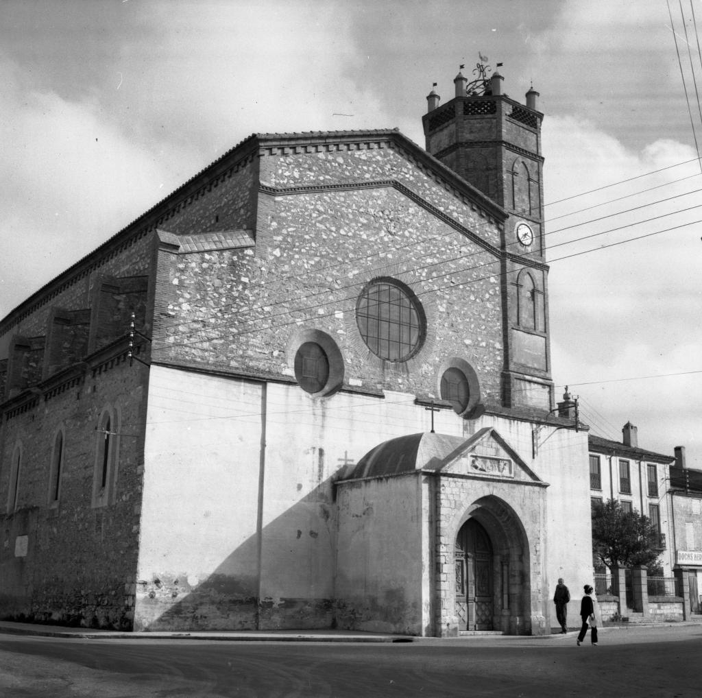 Église paroissiale Saint-Michel de Saint Hippolyte.