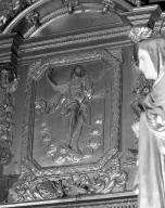 bas-relief du Christ bénissant