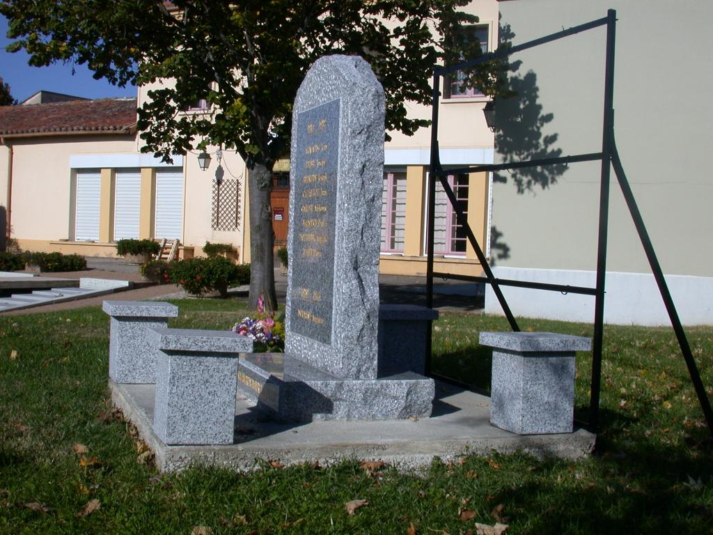 monument aux morts de la guerre de 1914-1918 et de la guerre de 1939-1945