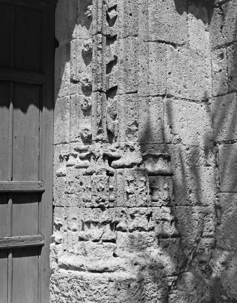 église paroissiale Saint-Cosme, Saint-Damien