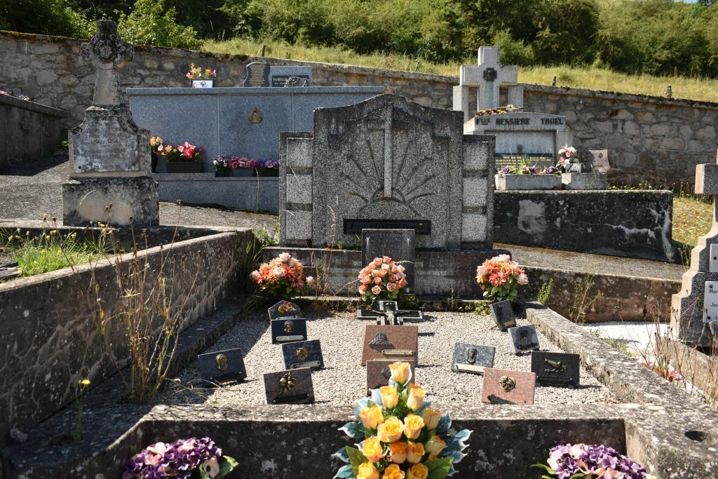 cimetière de Saint-Mayme