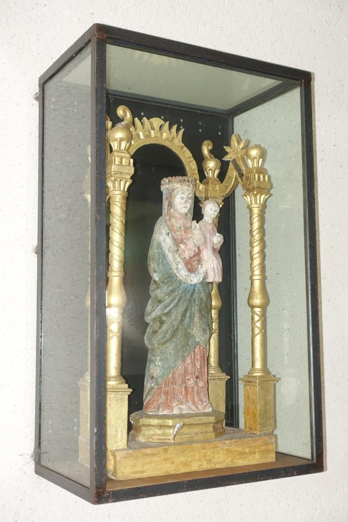 dais de procession et sa statue : Vierge à l'Enfant