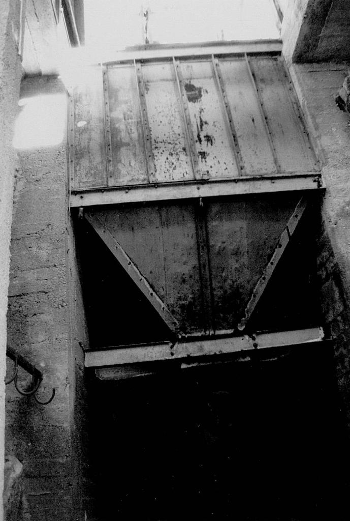 mine, usine de préparation de produit minéral (mine et laverie de baryte) dite Mine de Ramponnenche