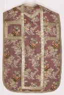ensemble violet comprenant une chasuble, une étole, un manipule et un voile de calice
