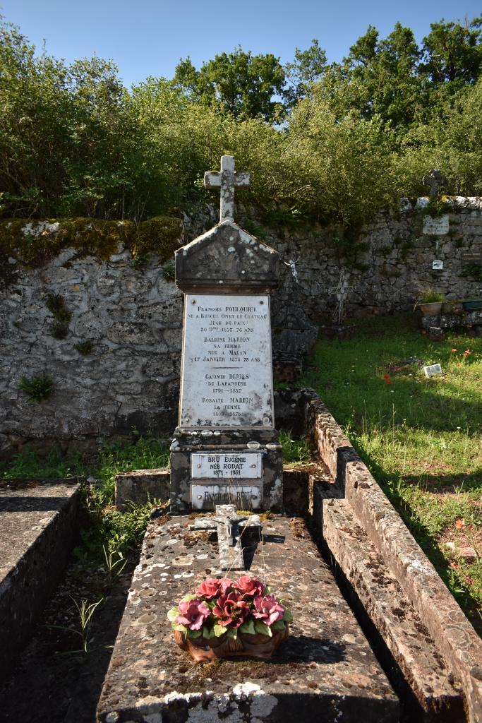 cimetière de Saint-Mayme