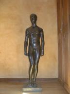 statue (grandeur nature) : Jeune athlète au repos