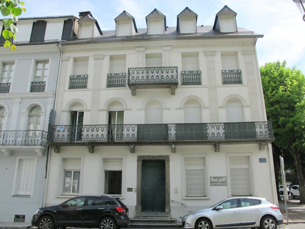 maison de villégiature ou auberge actuellement résidence Bourguesdon
